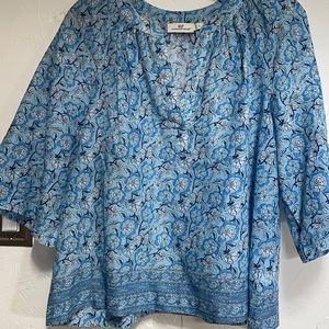 Vineyard Vines Top